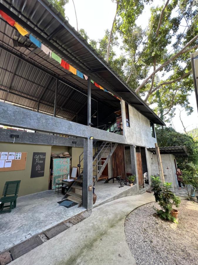 Aonang Third Place Hometel Ao Nang Exterior photo